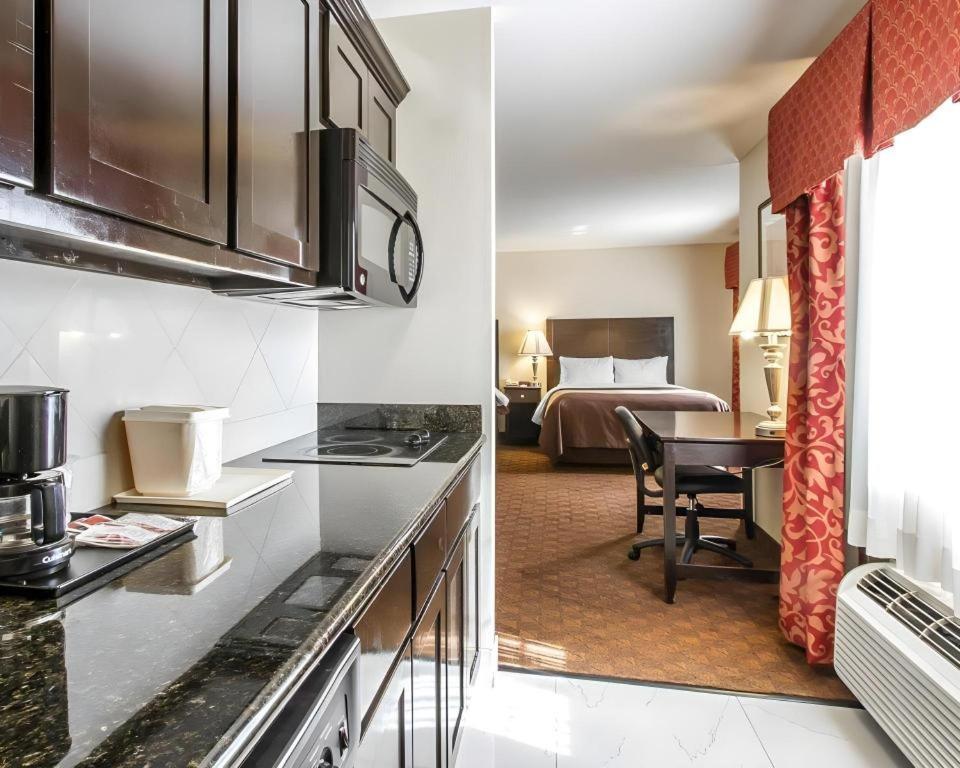Comfort Inn & Suites Atoka Eksteriør billede
