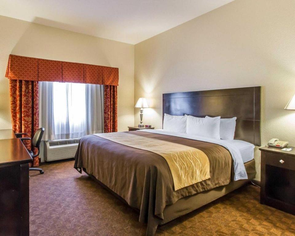 Comfort Inn & Suites Atoka Eksteriør billede